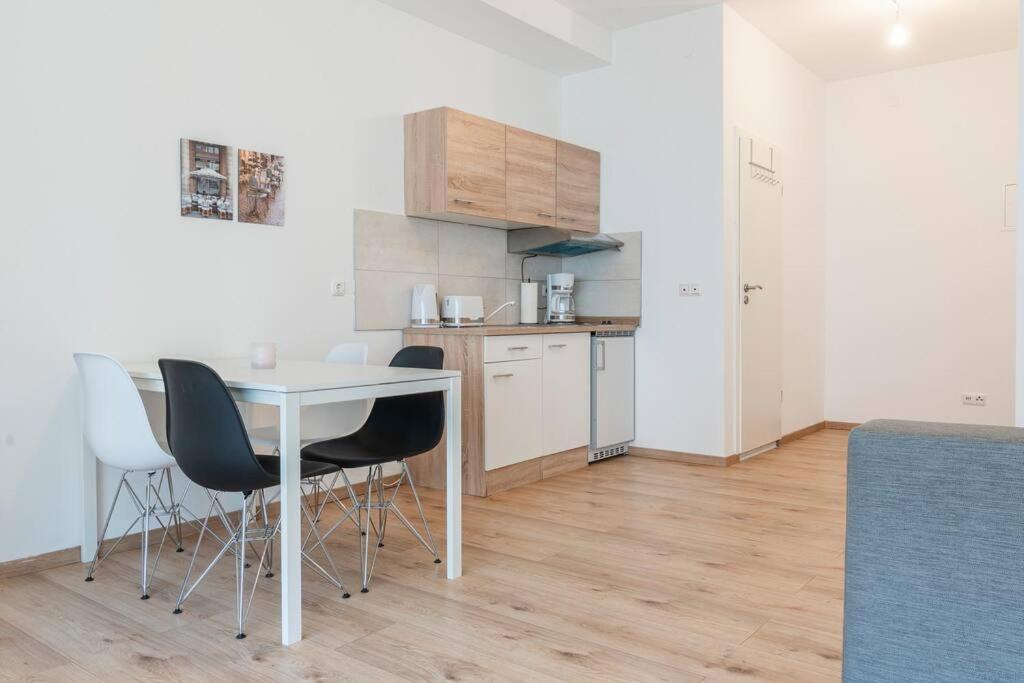 Stilvolles Apartment Fuer 4 Pers. Brema Exterior foto